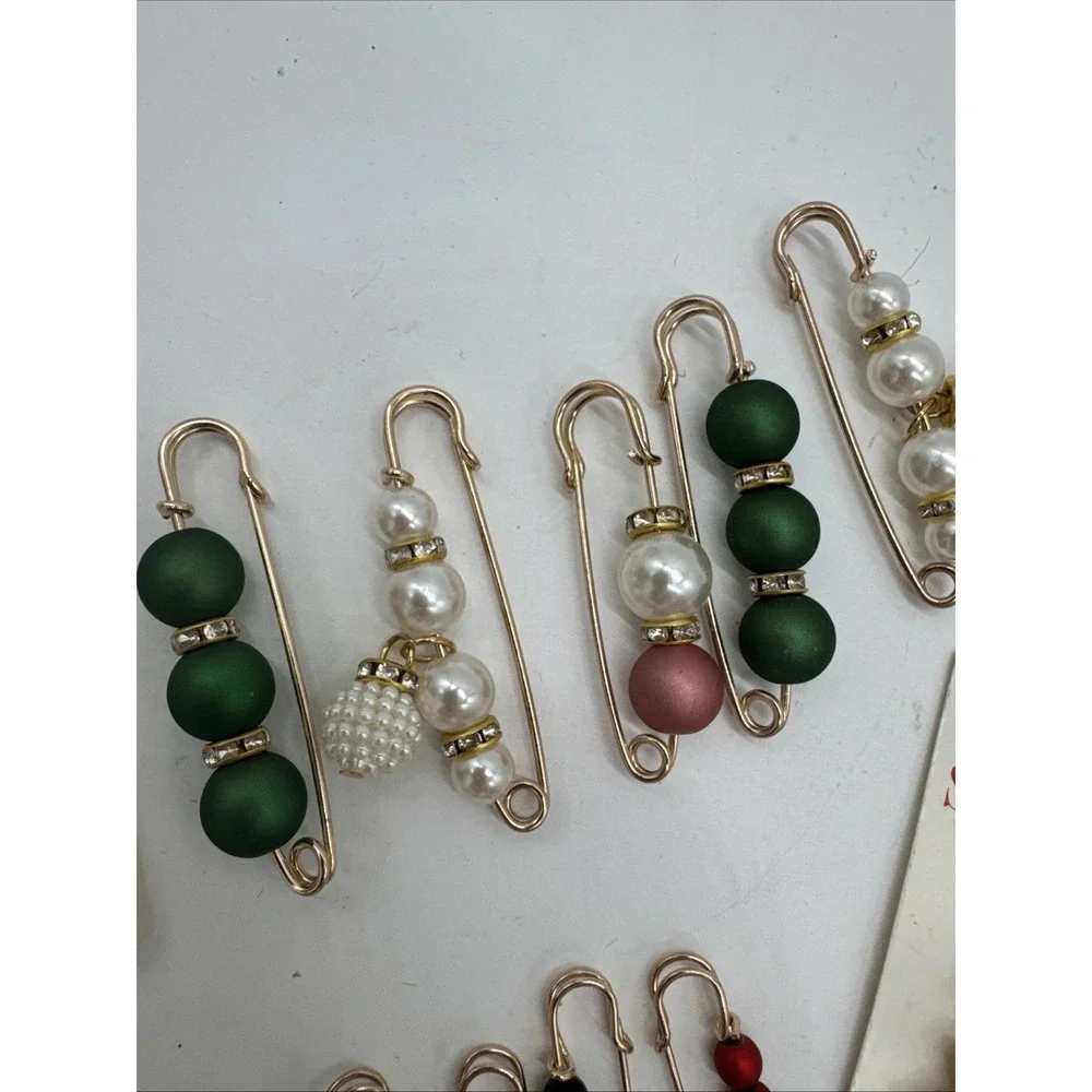 Vintage Beaded Safety Pin Brooch Lot‎ Of 18